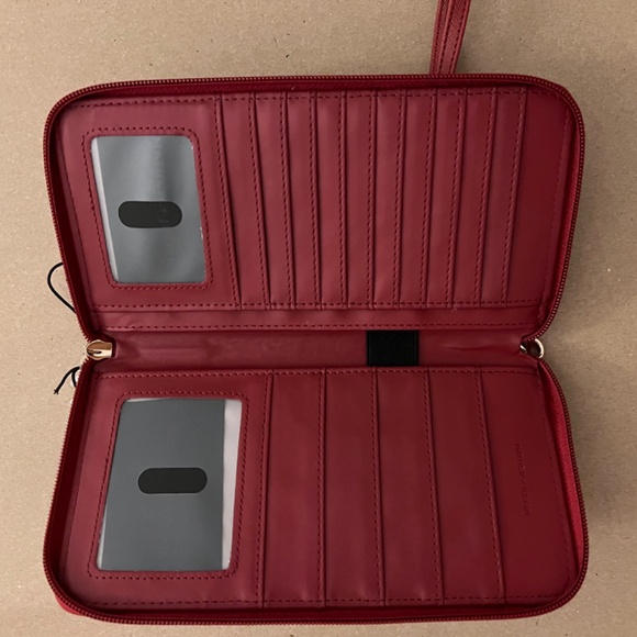 Matthew and Julian wallet - Picture 2 of 4